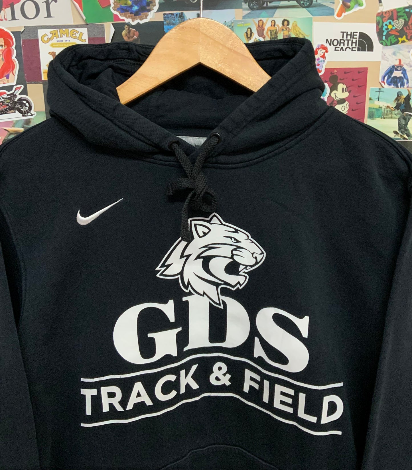 Nike College Hoodie / Swoosh gestickt / M